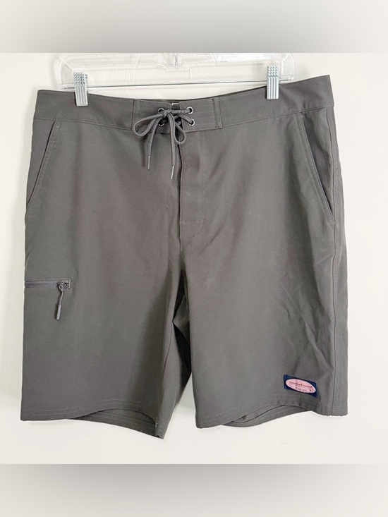 Vineyard Vines Other - VINEYARD VINES Women’s Gray PERFORMANCE BOARD SHORTS 9” Inseam Quick Dry Size 34